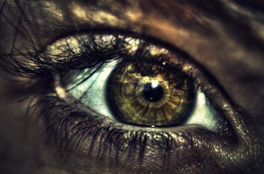 Human Eye 2 HDR eye by bazerc1 20 Beautiful Macro Photos of the Human Eye
