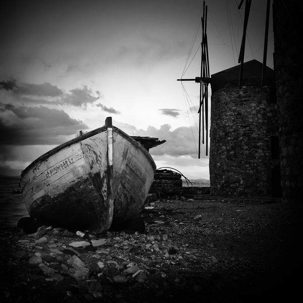 never found our way 14094512640368381 40 Beautiful Examples of Black & White Photography