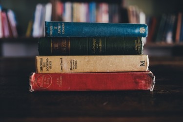 Inspirational Books to Boost the Positive Aura in Your Life