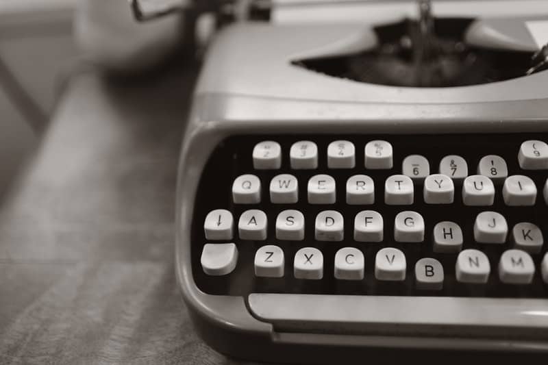 Close-up Photo of Gray Typewriter