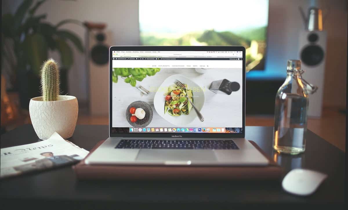 Wordpress Website on a macbook pro inside a modern home