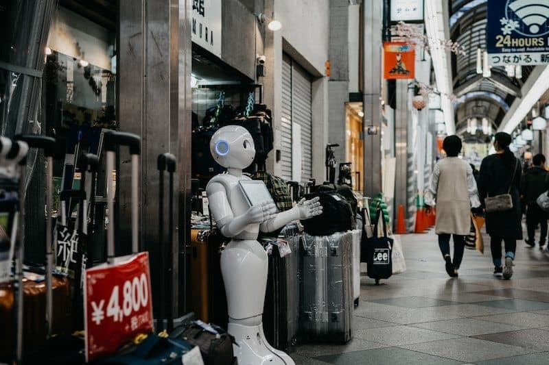 Robot Waiter in Japan