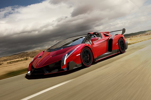 lamborghini-veneno-roadster