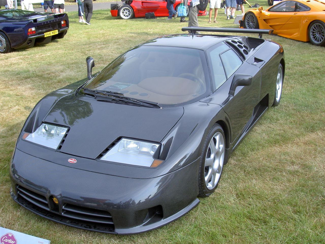 Bugatti EB110 SS Veyron