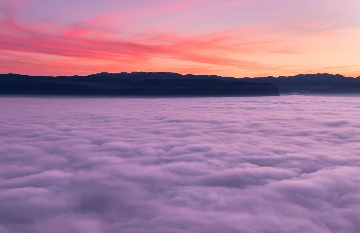background-beautiful-cloudscape-in the morning