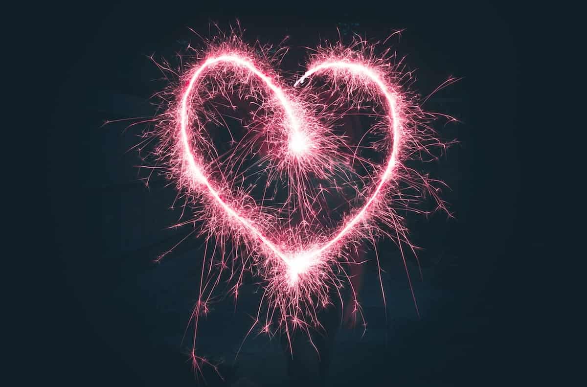 heart shape in sparkler