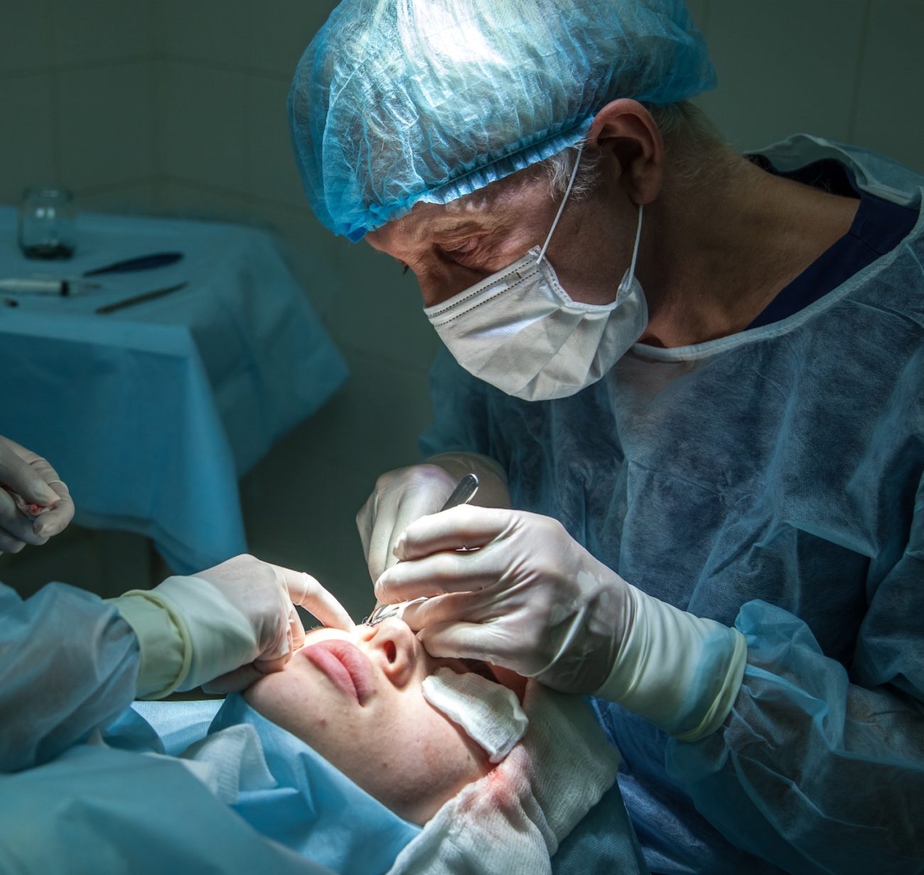 7 Things to Consider Before Your First Plastic Surgery Procedure