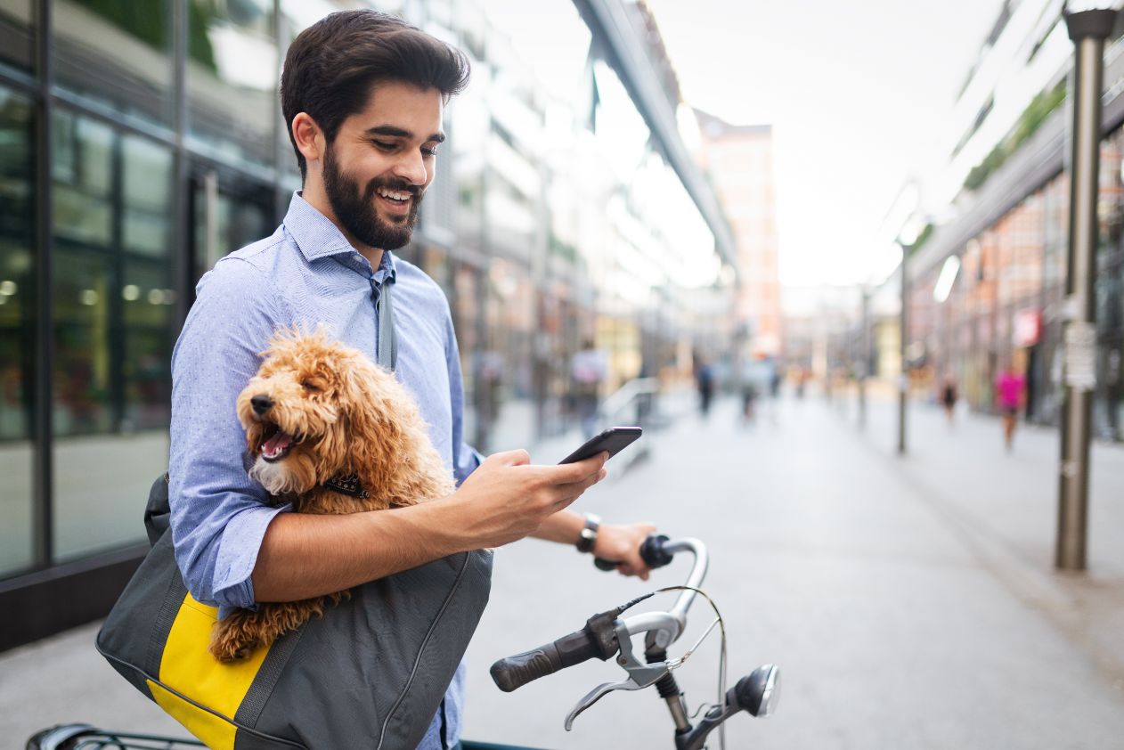Four Must-have Features for Dog Walking Service App