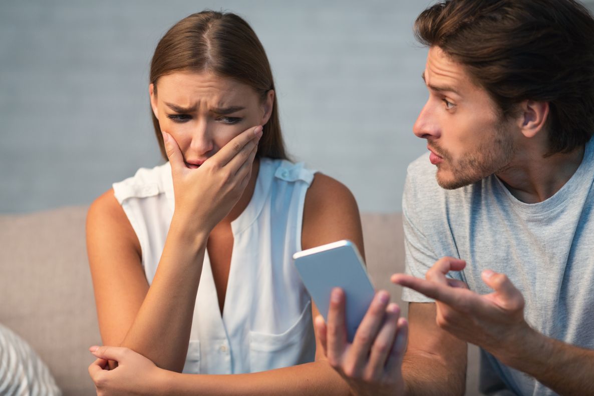 Avoid These 5 Pitfalls When You Catch Your Spouse Cheating On You