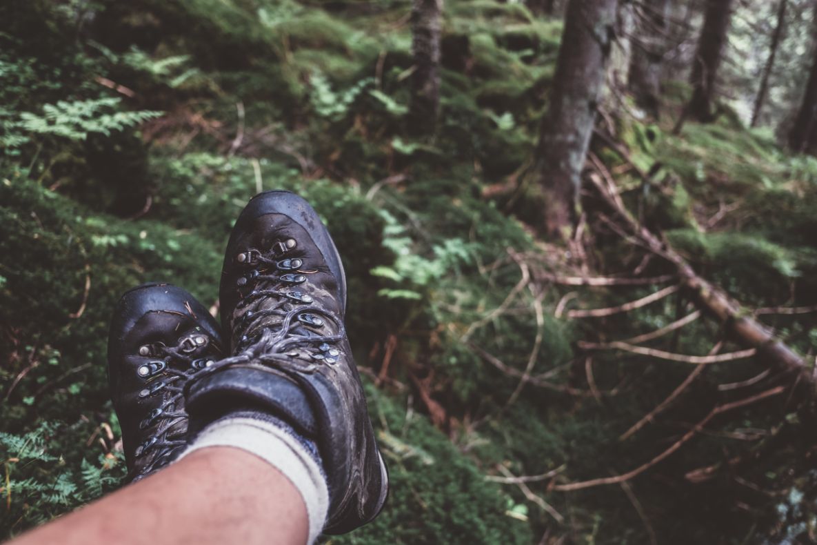 Travel Gear: How To Choose The Right Hiking Boots? | Inspirationfeed