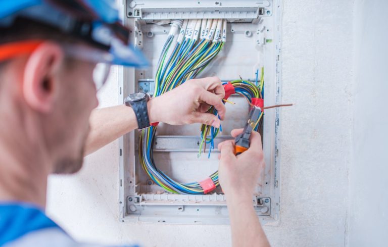 4 Different Types Of Electricians And Who Should You Hire ...