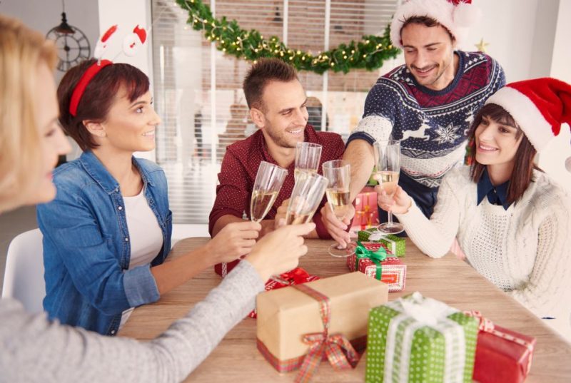 7 Office Christmas Party Ideas to WOW Your Employees | Inspirationfeed