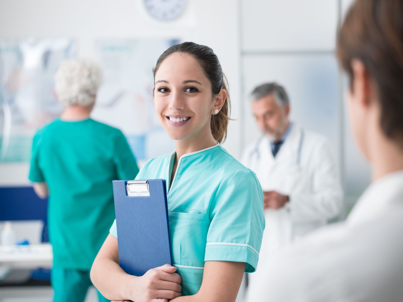 8 Steps to Pursue a Nursing Career After High School