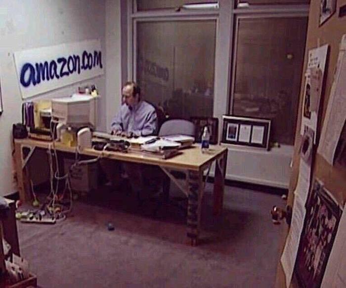 Jeff Bezos 1999 Amazon Office