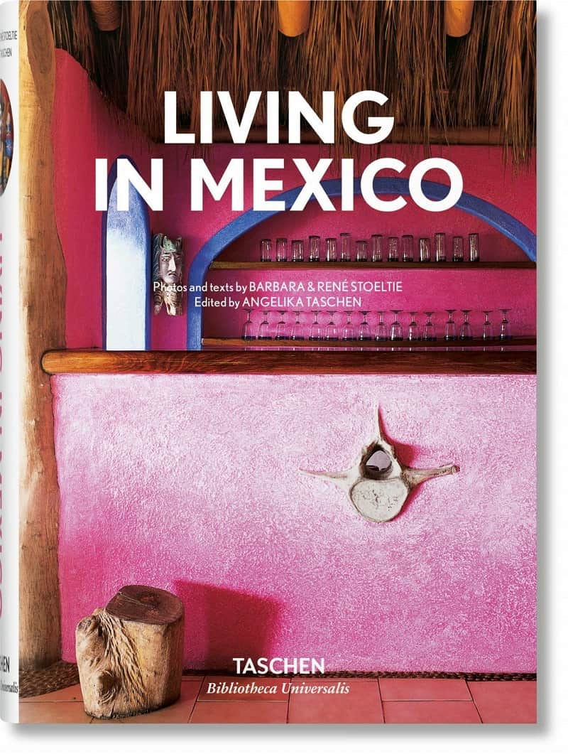 Living in Mexico by Barbara & René Stoeltie