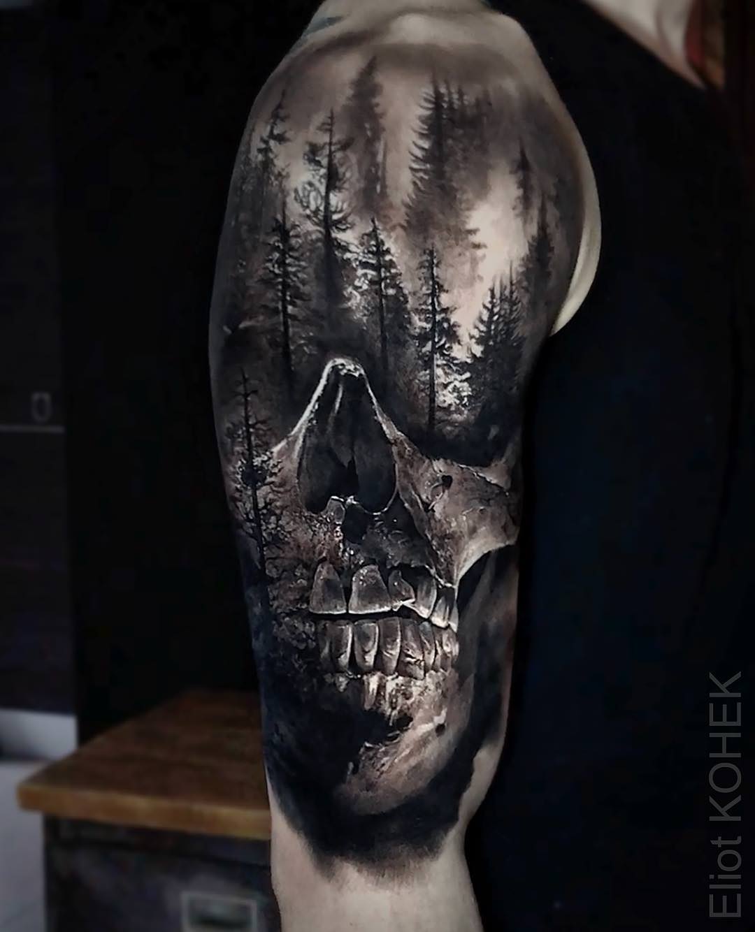 Discover 63 stacked skulls tattoo  incdgdbentre