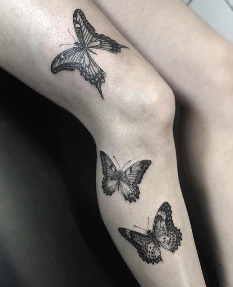 Top more than 69 black butterfly thigh tattoos - thtantai2