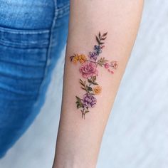 11 Feminine Cross With Flowers Tattoo Ideas That Will Blow Your Mind   alexie