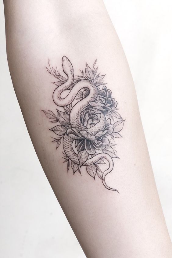 55 Inspiring Snake Tattoos for Both Men and Women