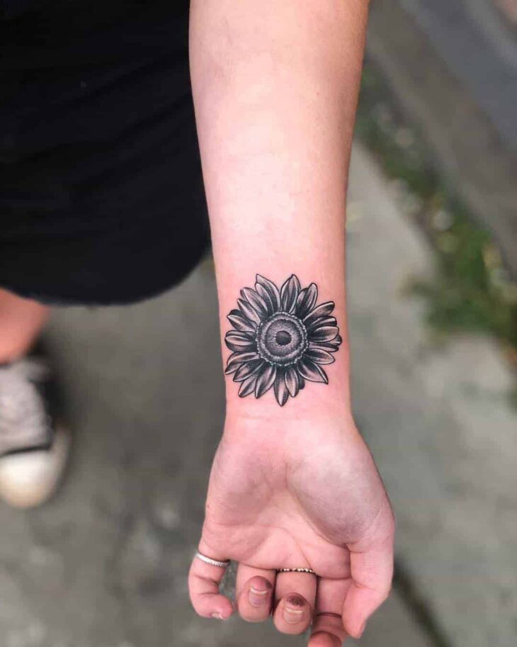 35 Beautiful Sunflower Tattoos for the Bright and Optimistic ...