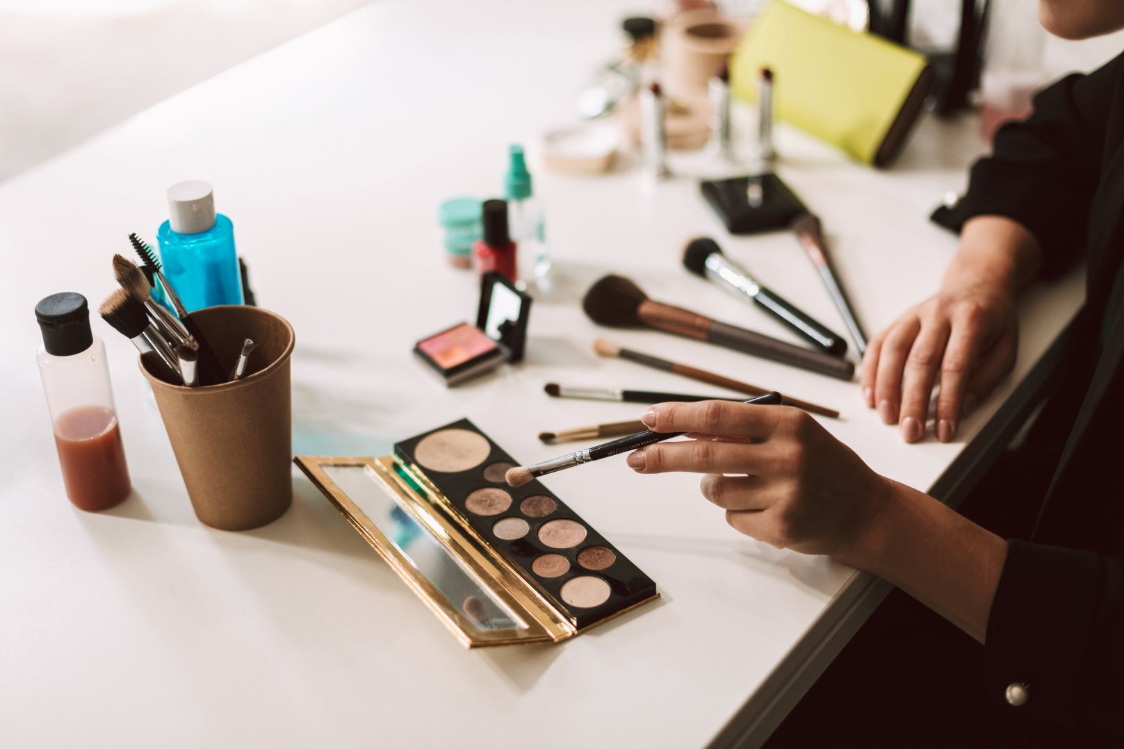 Top 3 Reasons Why Custom Packaging is Important in the Beauty Industry