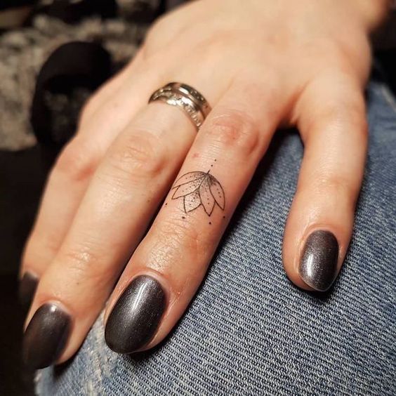 50 Beautiful Finger Tattoo for Women  For Creative Juice