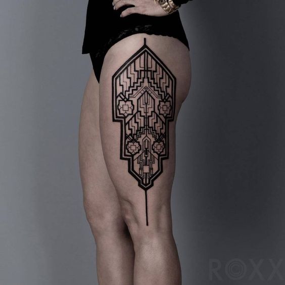 40 Creative Thigh Tattoo Ideas For Women Inspirationfeed