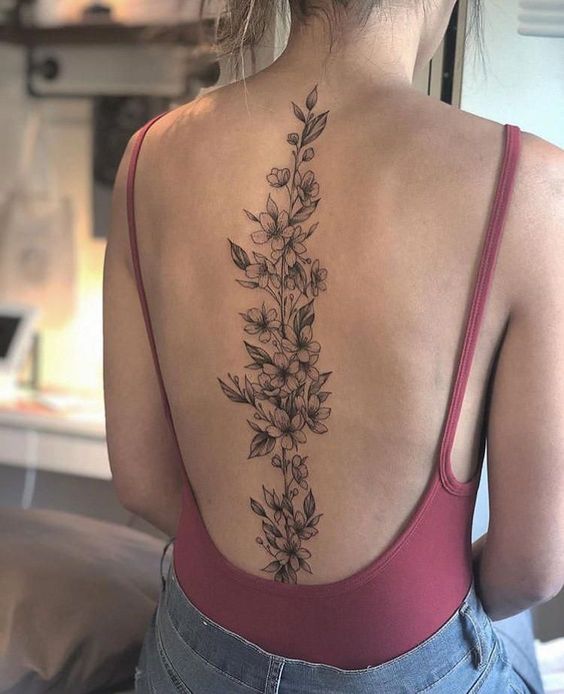 24 Spine Tattoo Designs For Strong Women  Psycho Tats