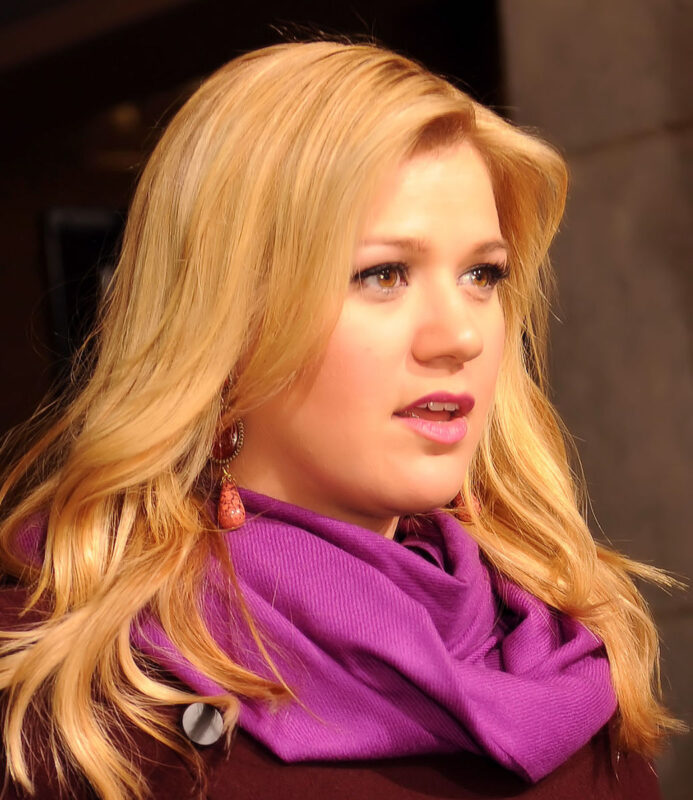 Kelly Clarkson's Net Worth: Here's How the First 'American ...