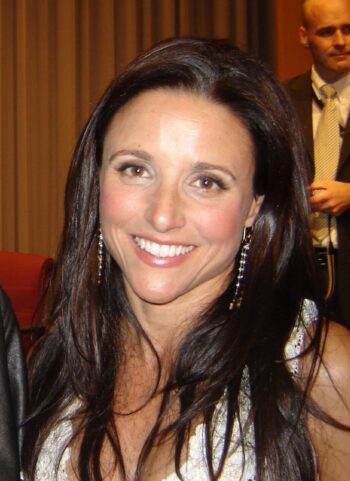 Julia Louis-Dreyfus’ Net Worth (Updated 2023) | Inspirationfeed