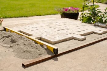 5_Ways_to_Revolutionize_Your_Exterior_Living_Space_with_Complementary_Paver_Designs (1)