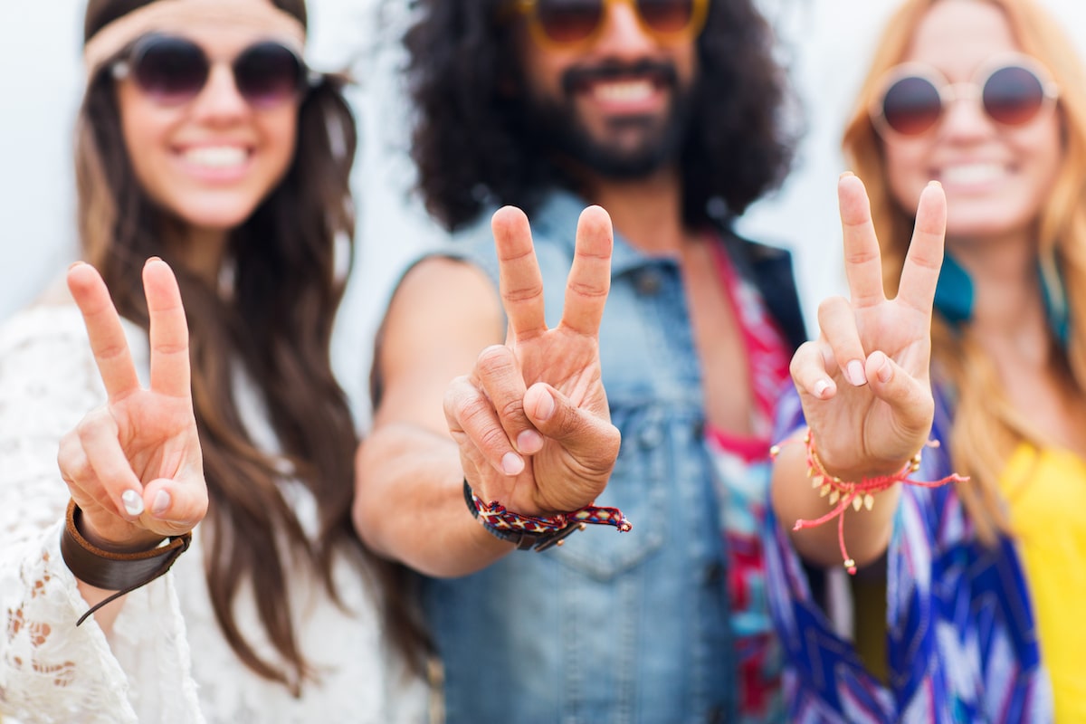 What Is A Hippie And What Do They Stand For? | Inspirationfeed