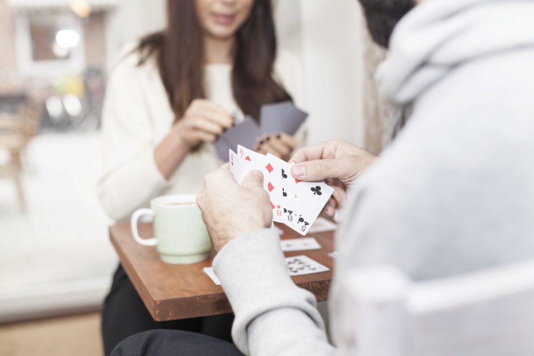 easy card games for 2 with 2 players