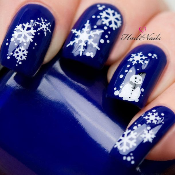 blue-christmas-nail-design