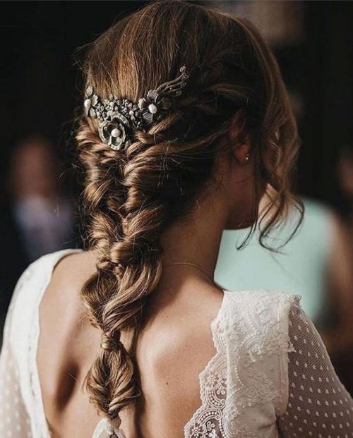 ponytail-updo