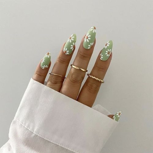 30 White Acrylic Nail Designs for 2023 - The Trend Spotter