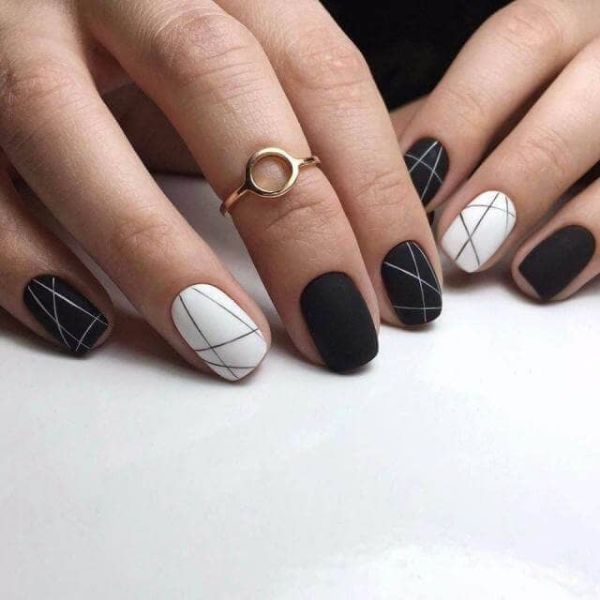 30 Elegant Black Nail Ideas You Can Wear Day or Night | Inspirationfeed