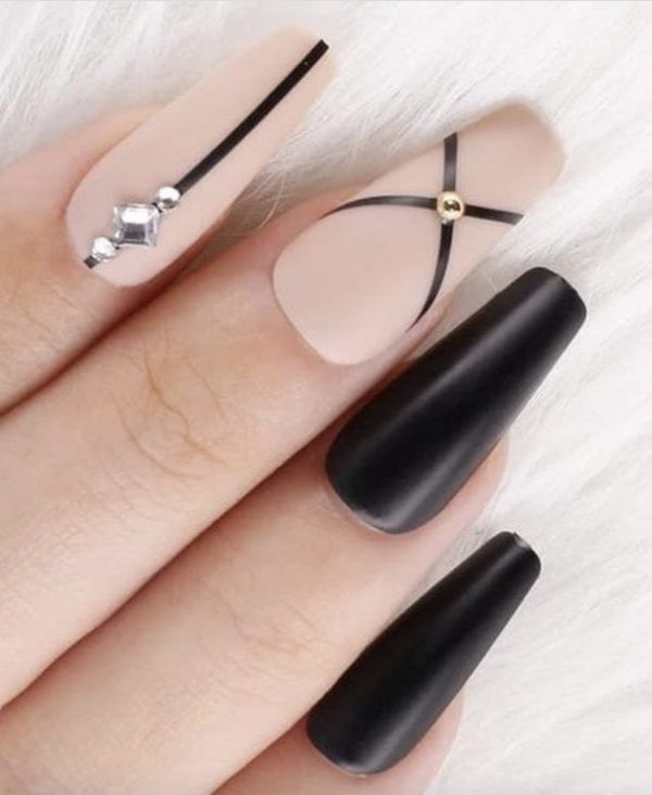 Black Nail Ideas