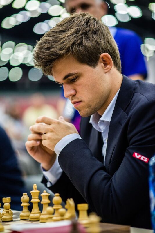 Who is The Richest Chess Player in The World? NOT Magnus Carlsen -  EssentiallySports